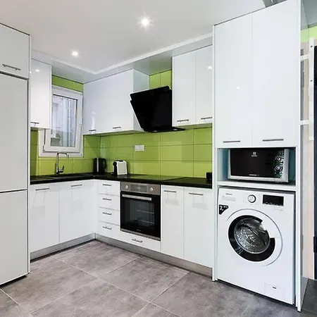 Sunlit 2br Oasis In Metaxourghio 3min From Metro Apartment