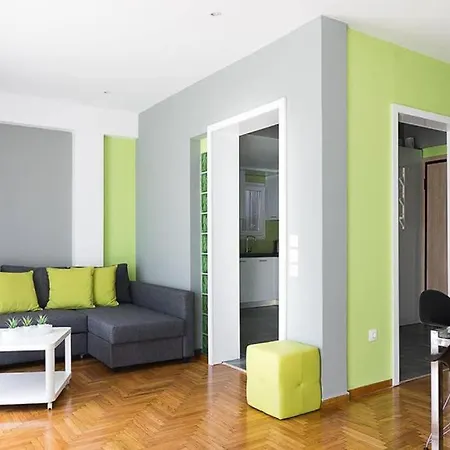 Sunlit 2br Oasis In Metaxourghio 3min From Metro Athens