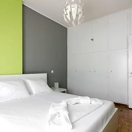 Sunlit 2br Oasis In Metaxourghio 3min From Metro Apartment Athens